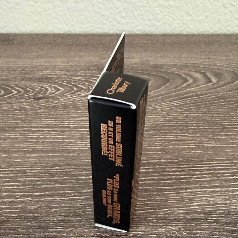 ❤️$7 NWT Charlotte Tilbury Exagger-Eyes Volume Mascara 2ml